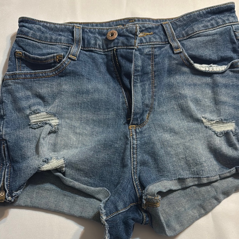 Arizona Jean Women Denim BlueShorts size 7